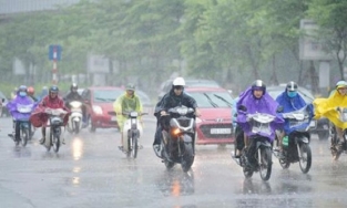 Thời tiết 24/6: Hà Nội có mưa rào và dông vài nơi, trong cơn dông cần đề phòng lốc sét, gió giật mạnh