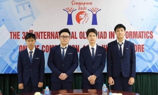 Bốn học sinh Việt Nam dự thi Olympic Tin học quốc tế năm 2021 đều giành huy chương bạc
