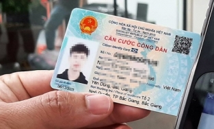 Có cần phải đổi sang CCCD gắn chíp nếu làm thẻ CCCD mã vạch trước ngày 23/1 hay không?