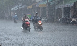 Hà Nội mưa lớn 3 ngày tới kết thúc đợt nắng nóng kéo dài