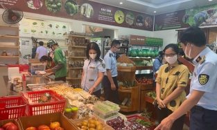 Hà Nội: Lượng hàng hóa tăng 50% giá không đổi, người dân không cần tích trữ