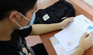 Điểm thi tốt nghiệp THPT 2021: Lộ diện thí sinh thứ 2 đạt điểm 10 môn Văn