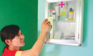 Trong mùa dịch, tủ thuốc gia đình nên có gì?