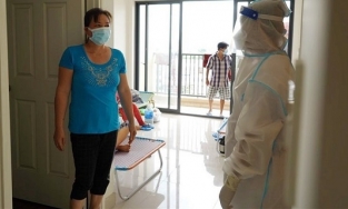 Nếu hàng xóm là F0 nên làm gì, có nên đóng kín cửa?