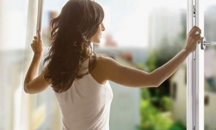 CDC Mỹ chỉ bạn cách giảm nồng độ virus SARS-CoV-2 trong nhà