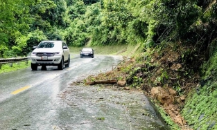 Bắc Bộ có khả năng xảy ra mưa dông trên diện rộng, Trung Bộ chuẩn bị hết nắng nóng gay gắt