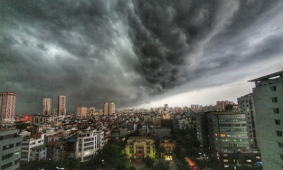 Miền Bắc có mưa lớn diện rộng, cần đề phòng lốc sét và gió giật mạnh nhiều nơi