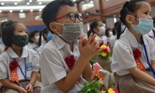 Bao giờ học sinh Hà Nội đi học trở lại?