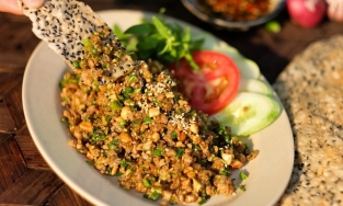 Bánh đa bao nhiêu calo? Cách ăn bánh đa giảm cân