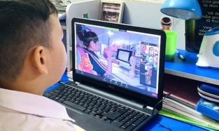 Hà Nội: Học sinh tiếp tục học trực tuyến, chuẩn bị tiêm vaccine Covid-19