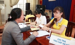 Hà Nội: Người có công, người hưởng bảo trợ xã hội sẽ được chi trả trợ cấp gộp 2 tháng