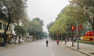 Hà Nội có thể hạn chế hoặc dừng các dịch vụ không thiết yếu tùy theo cấp độ dịch