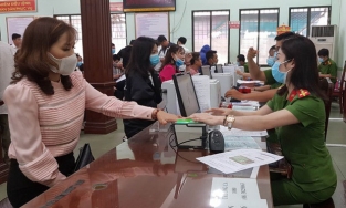 Cách để kiểm tra xem thẻ Căn cước công dân gắn chip của bạn đã làm xong chưa