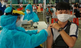 Người đã mắc Covid-19 có cần tiêm phòng vaccine hay không?