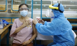 Những điều phải chú ý khi tiêm vắc-xin phòng COVID-19 mũi 3