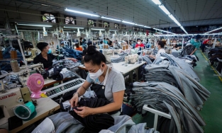 Tết Dương lịch 2022 người lao động được nghỉ mấy ngày, nếu đi làm thì tính lương thế nào?