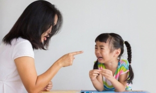 Cha mẹ sẽ bị phạt đến 5 triệu đồng nếu phân biệt đối xử con trai với con gái