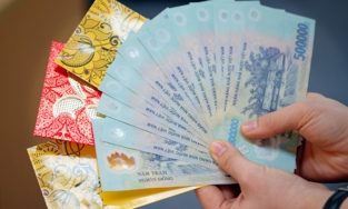 Lấy hết tiền mừng tuổi của con, cha mẹ có thể sẽ bị phạt tới 30 triệu đồng