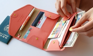 Mồng 1 đầu tháng, âm thầm cho thứ này vào ví, tài lộc may mắn sẽ ùn ùn kéo đến