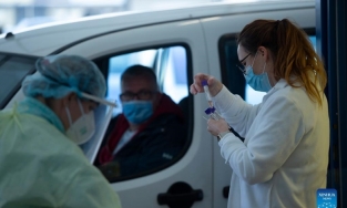 Chuyên gia Đỗ Văn Dũng dự báo ít nhất TP.HCM còn 1 - 2 làn sóng dịch trong vòng 6 tháng tới