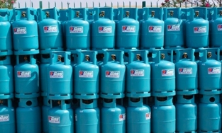 Sau giá xăng, giá gas tăng mạnh, bình 12kg vượt mốc 500.000 đồng