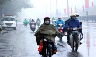 Không khí lạnh hoạt tăng cường, gây mưa rào và dông cho toàn miền Bắc, trời chuyển rét