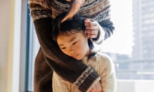 Vì sao cổ nhân có câu: “Miệng” của người mẹ, quyết định vận mệnh đời con?