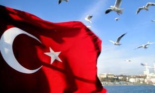 Thổ Nhĩ Kỳ bất ngờ đổi tên nước, các thương hiệu thời trang sẽ có nhãn mới?