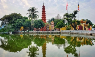 6 ngôi chùa linh thiêng tại Hà Nội để du xuân, lễ bái đầu năm