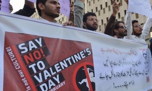Những quốc gia 'cấm cửa' ngày Valentine