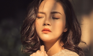 Diễn viên Thu Quỳnh ngầm xác nhận mình độc thân đúng ngày Valentine