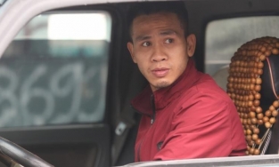 'Người hùng' Nguyễn Ngọc Mạnh xin mang tiền được tặng đem đi tặng lại