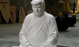 Dân Trung Quốc ái mộ Trump không ngờ, tạc tượng bán không kịp vì nhu cầu cực lớn