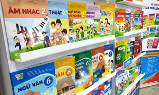 Bắt đầu từ năm học 2021 - 2022: Học sinh từ lớp 6 trở lên sẽ không phải học Sử, Địa, Lý, Hóa, Sinh