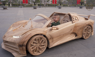 Anh thợ mộc Việt Nam làm bản sao bằng gỗ chiếc Bugatti Centodieci  gây ấn tượng vượt ra cả thế giới