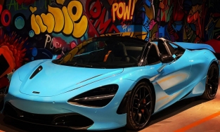 Siêu xe McLaren 720S Spider màu đen độc nhất Việt Nam khoác lên mình bộ cánh mới màu  xanh ngọc bắt mắt