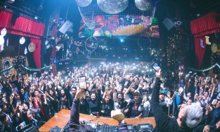 Hà Nội cho phép quán bar, karaoke hoạt động trở lại từ 0h ngày 23/3