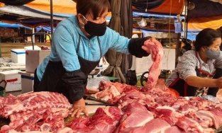 Giá thịt lợn hôm nay 6/4: Tăng giảm trái chiều tại một số tỉnh