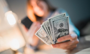 Tỷ giá ngoại tệ hôm nay 19/4: Đồng USD khôi phục nhờ những tín hiệu kinh tế khả quan