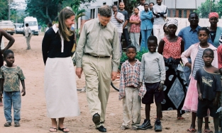 Không cần phải tiếc nuối cho Bill và Melinda, họ đã đến lúc làm điều họ muốn