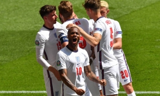 EURO 2020: Anh 1-0 Croatia, chiến thắng đầy lo lắng cho tam sư