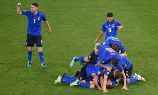 Kết quả EURO 2020: Italia 3-0 Thụy Sĩ, Azzurri 'cuốn phăng' tất cả