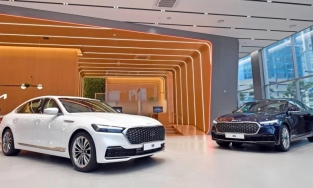 Kia Cerato 2021 về đại lý với vẻ đẹp 'như ngọc như ngà' xứng tầm 'anh cả' của Kia