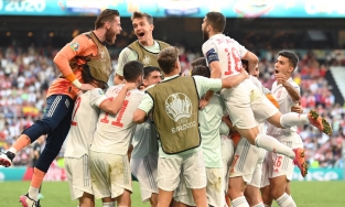 Kết quả EURO: Tây Ban Nha 5-3 Croatia (hiệp phụ), kịch tính và kinh điển