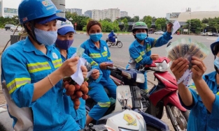 Tin nóng: Chiều 6/5 các công nhân thu gom rác của Công ty Minh Quân sẽ được trả lương đang bị nợ nhiều tháng qua