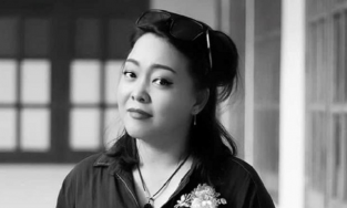 Ca sĩ Phan Cẩm Vân là ai? Tiểu sử ca sĩ, đạo diễn, nhà giáo Phan Cẩm Vân