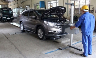 Giãn cách xã hội lâu ngày khiến ô tô 'xếp xó' quá thời gian đi đăng kiểm liệu có bị xử phạt lỗi quá hạn đăng kiểm khi được ra đường trở lại?