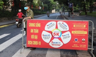 CDC Hà Nội: Số ca Covid-19 vẫn còn rất 'nóng', dự kiến thành phố có thể phải giãn cách thêm ít nhất 1 tuần nữa