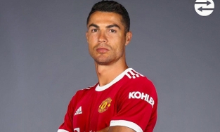 Hiệu ứng 'bom tấn' đến từ Cristiano Ronaldo với MU: Trang chủ nghẽn mạng, giá cổ phiếu tăng thêm 8%,  tương tác trên Instagram tăng 10 lần