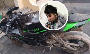 Xử lý siêu xe Kawasaki ZX 10R  tang vật như thế nào trong vụ 'cuỗm' 3 tỷ tại ngân hàng đình đám 